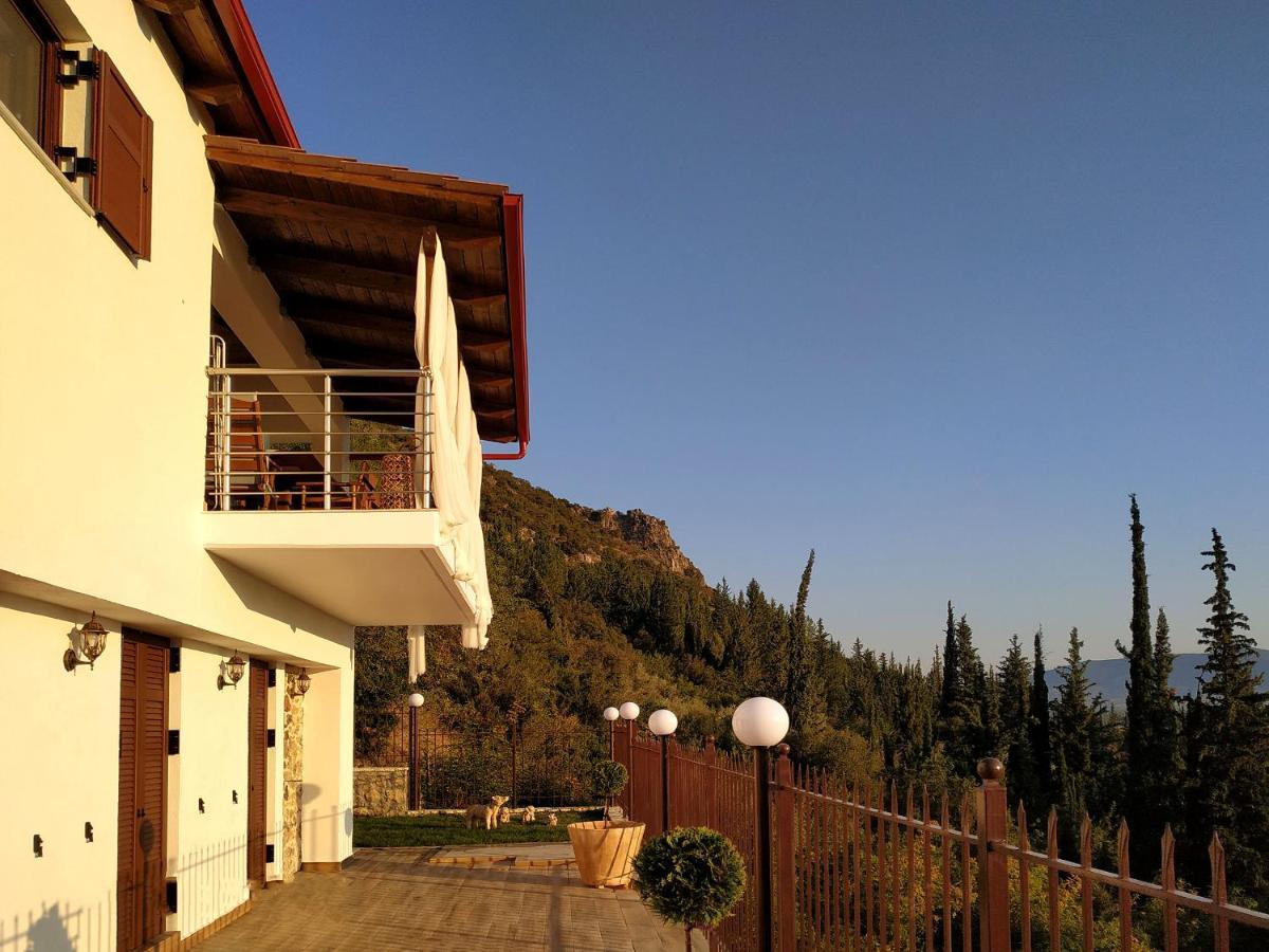 Lilaia'S View Villa Bagian luar foto